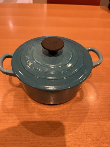 Creuset cast iron - cast,