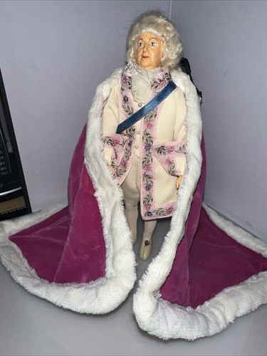 Peggy nisbet model - peggy, king