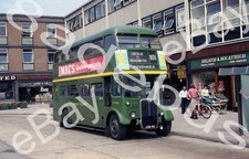 Bus Negative & Copyright LONDON COUNTRY JXN 40 [RT 1012]