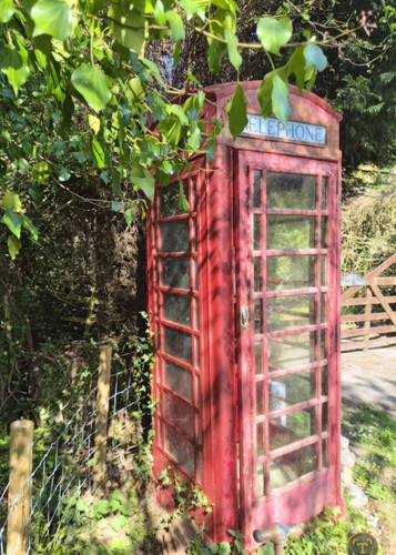 Red telephone - (kiosk, no.