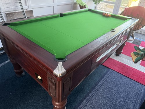 6ft pool table - slate, bed