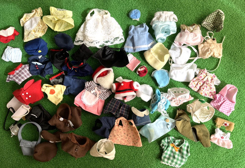 Sylvanian families clothes - families,