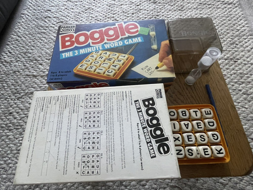 Boggle the three - boggle, minute