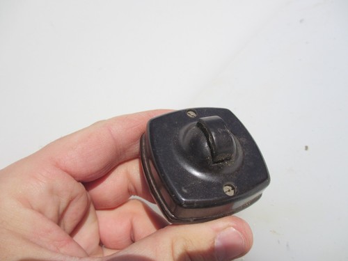 Vintage bakelite light switch - bakelite,