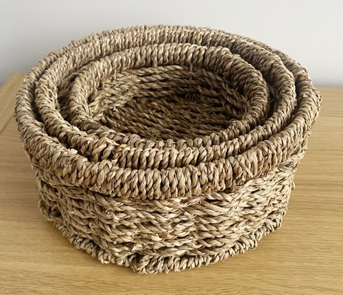 Set round seagrass - of,