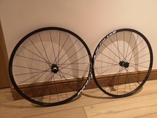 Mavic Aksium Road Bike Disc