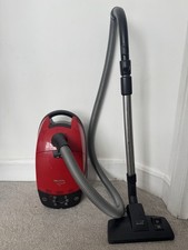 Miele Cat & Dog Plus 1600W