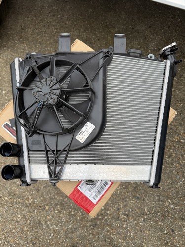Bmw s1000rr oem radiator - bmw,
