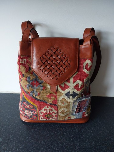 The hand made kilim - the, jem