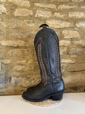 Vintage Cowtown Black Red