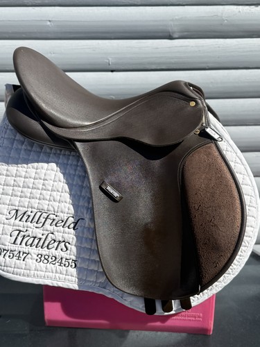 Inch brown wintec saddle - inch,