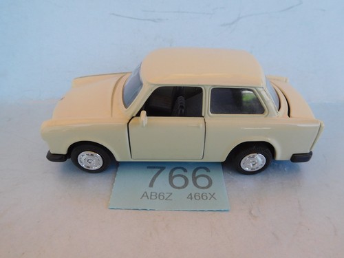 Diecast trabant 601 1 38 - trabant,