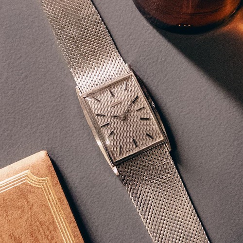 Juvenia vintage manual wind - vintage,