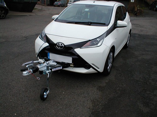 New shape toyota - toyota, citroen