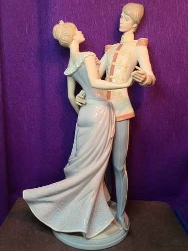 Large lladro the ball - large,
