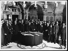 Members Ulster Unionist party sign a covenant Ulster Day as part t- Old Photo