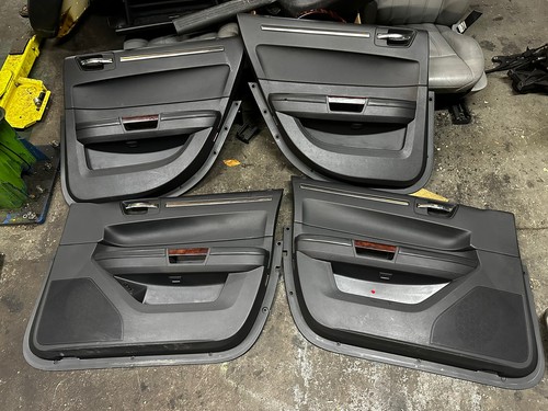 Chrysler 300c black - chrysler,