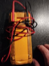 Fluke Professional 1V Digital Multimeter .