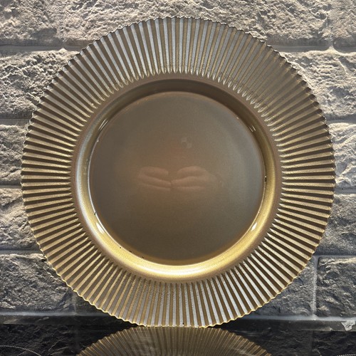 Gold glass charger plate - gold,