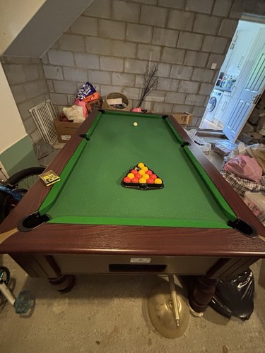 Full size pool table - size, 7ft