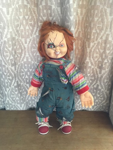 Life size chucky - chucky, spencers