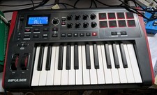 NOVATION IMPULSE 25 USB MIDI CONTROLLER KEYBOARD