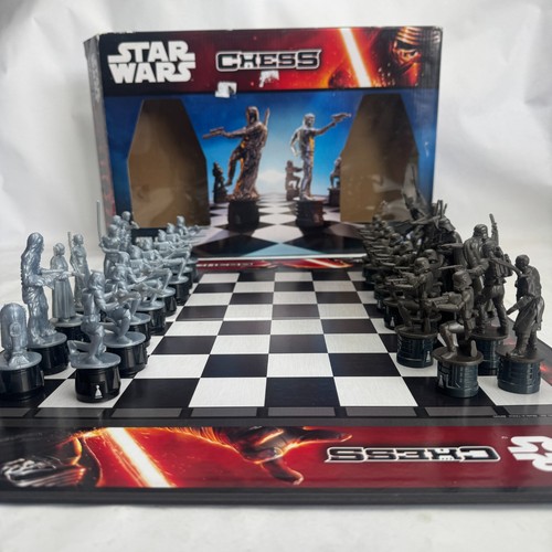 Star wars chess game hasbro - wars,
