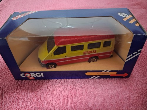 Corgi toys c676 - corgi, ford