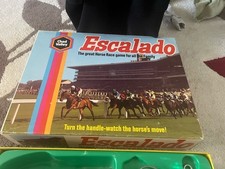 Escalado Horse Racing Game