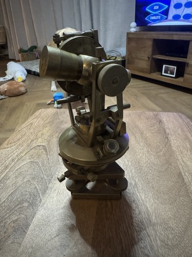Brass theodolite 5 - theodolite:, 8.5"
