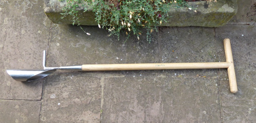 Long handled bulb planter - bulb,