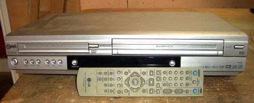 Dvc8700 dvd vhs combo - dvd,