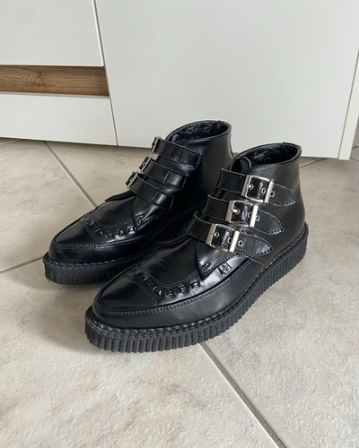 Pointed creeper buckle boot - pointed,