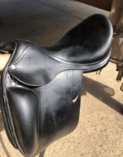 18” Medium- +2 Equipe Emporio Monoflap Close Contact Dressage Saddle