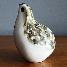 Vintage Studio Pottery Small Bird Ornament Mid Century 8cm Tall
