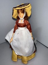 Peggy Nisbet Model B391 Primrose Seller