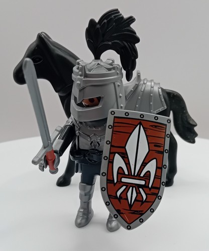 Pre owned playmobil knight - pre-owned,