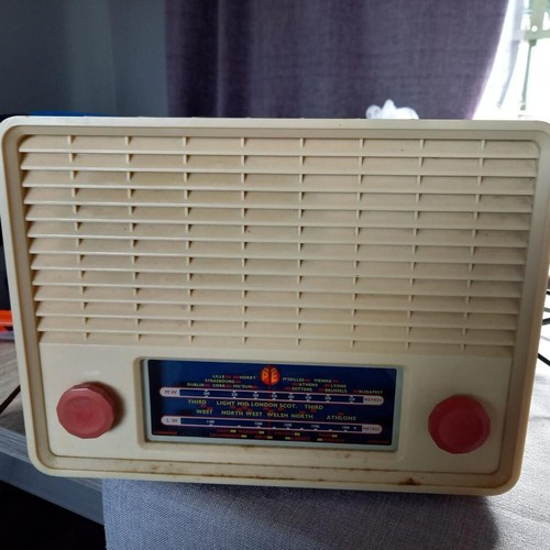Pye bakelite vintage - vintage, radio