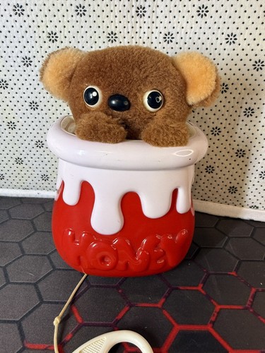 Vintage 1985 honey bear - 1985,