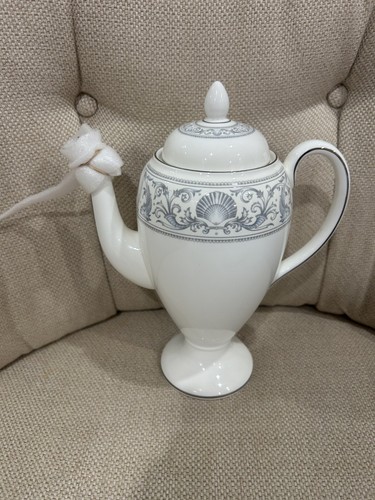 Wedgwood dolphins r4652 white - r4652,