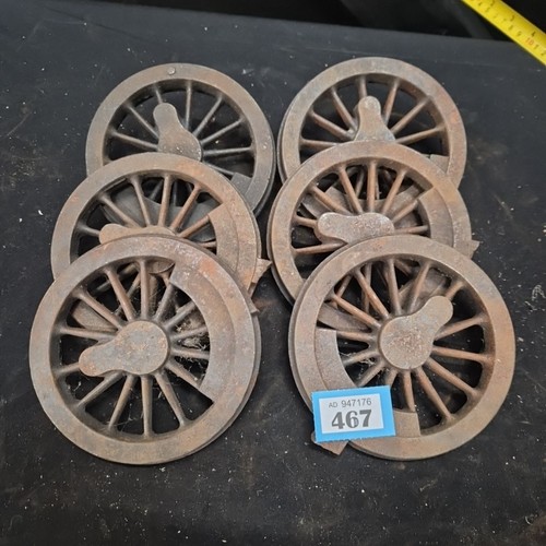 Live steam locomotive wheels - live,