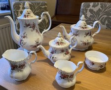 Royal Albert "Lavender Rose"