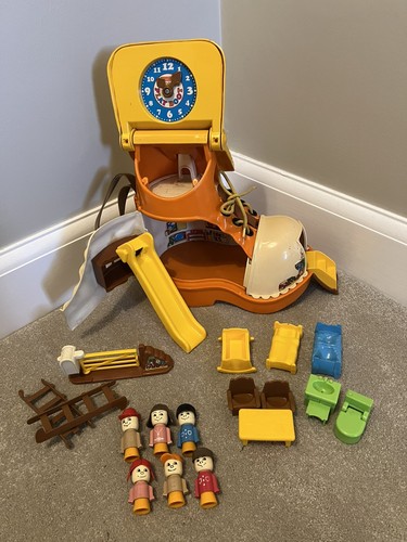 Matchbox 1977 play boot with - matchbox,
