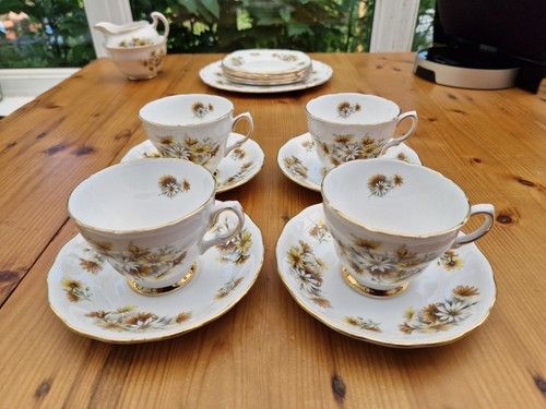 Colclough daisies piece - 16,