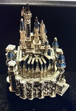 Disney Parks Jeweled Cinderella Castle by Arribas Swarovski® Crystals Figure New