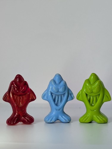 Crazy bones gos x - gos, sharky