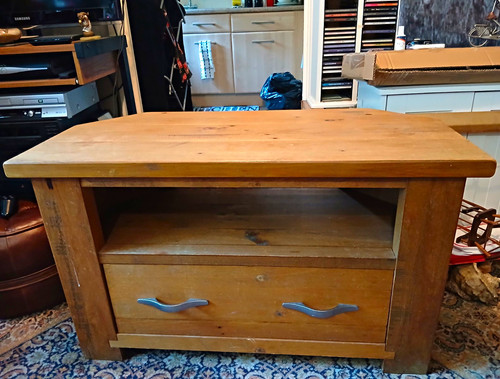 Solid oak unit - tv,