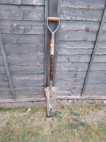 Vintage bulldog trenching - vintage,