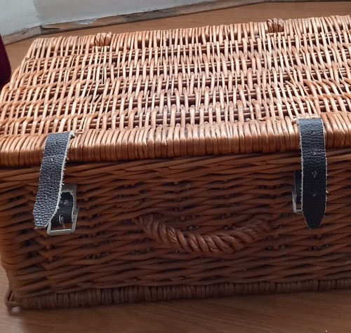 Vintage optima picnic basket - picnic,