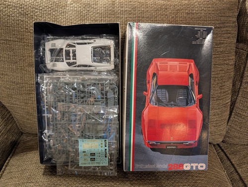 Fujimi ferrari 288 gto kit - ferrari,